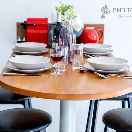 - Refuge Urbain - Clim - Terrasse - Parking - Wifi - Proche Transports Apartment Toulouse
